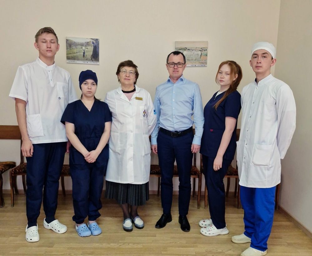 Встреча с будущими фельдшерами